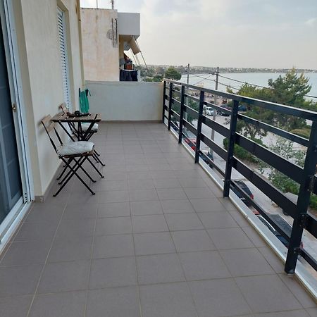 Eleni'S Seafront Apartment Artemida  Exterior foto